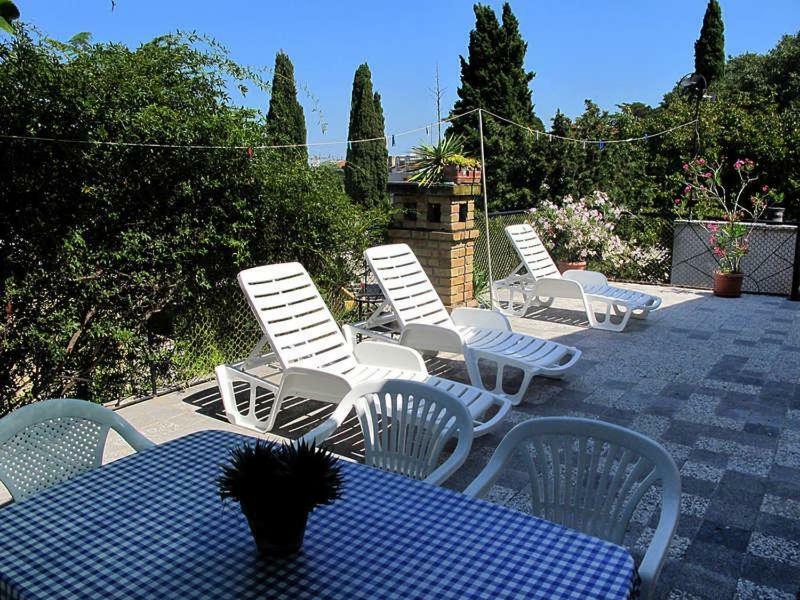 Villa Valkane Pet Friendly 150M From The Stunning Valkane Beach, City Indoor Pools-Fitness And City Mall Pula Exterior photo